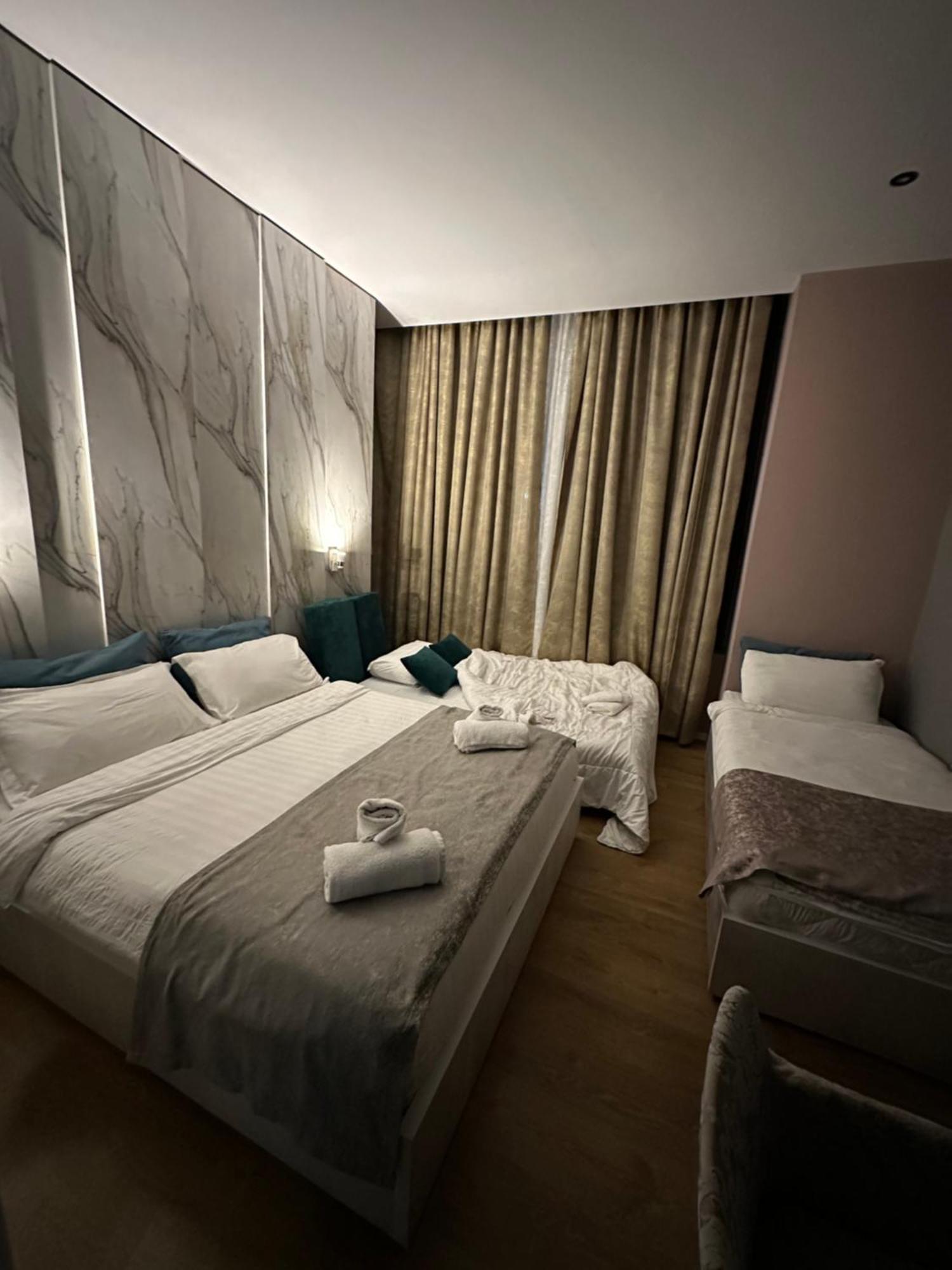 Colombia Apartments&Rooms Durres Exterior photo